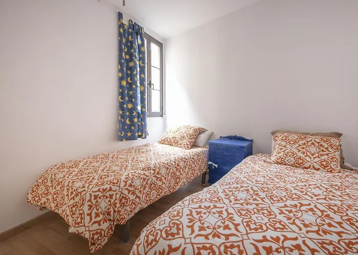Tarracohomes, Th121 Centrico 4 Personas * Tarragona